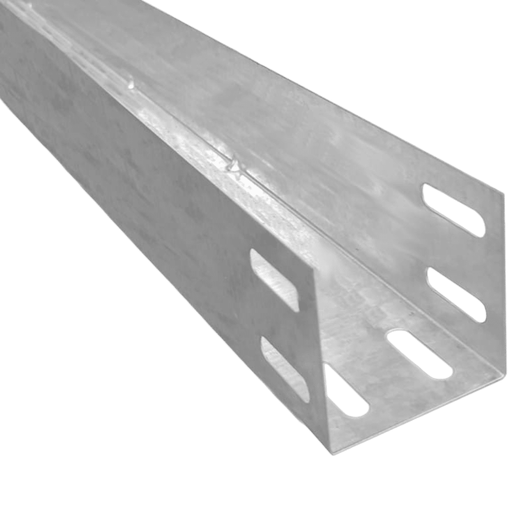 Eletrocalha lisa de grande dimensão, projetada para alta capacidade de cabos em instalações comerciais, fornecida pela Veppel em Inhaúma, RJ.